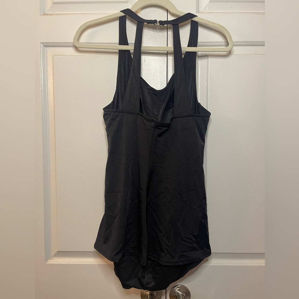 Lands End One Piece - Picture 3 of 6